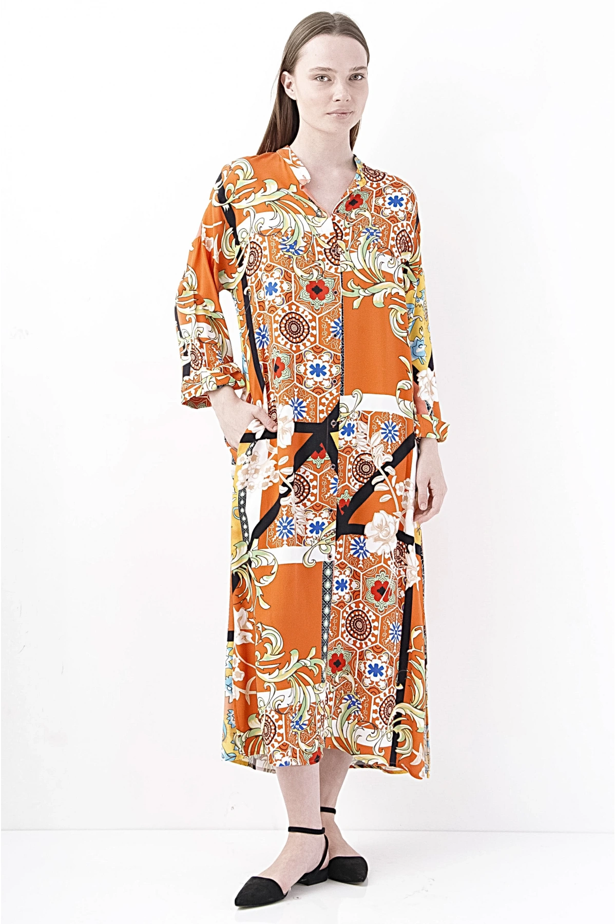 Canlı Turuncu Çiçek Desenli Midi Elbise