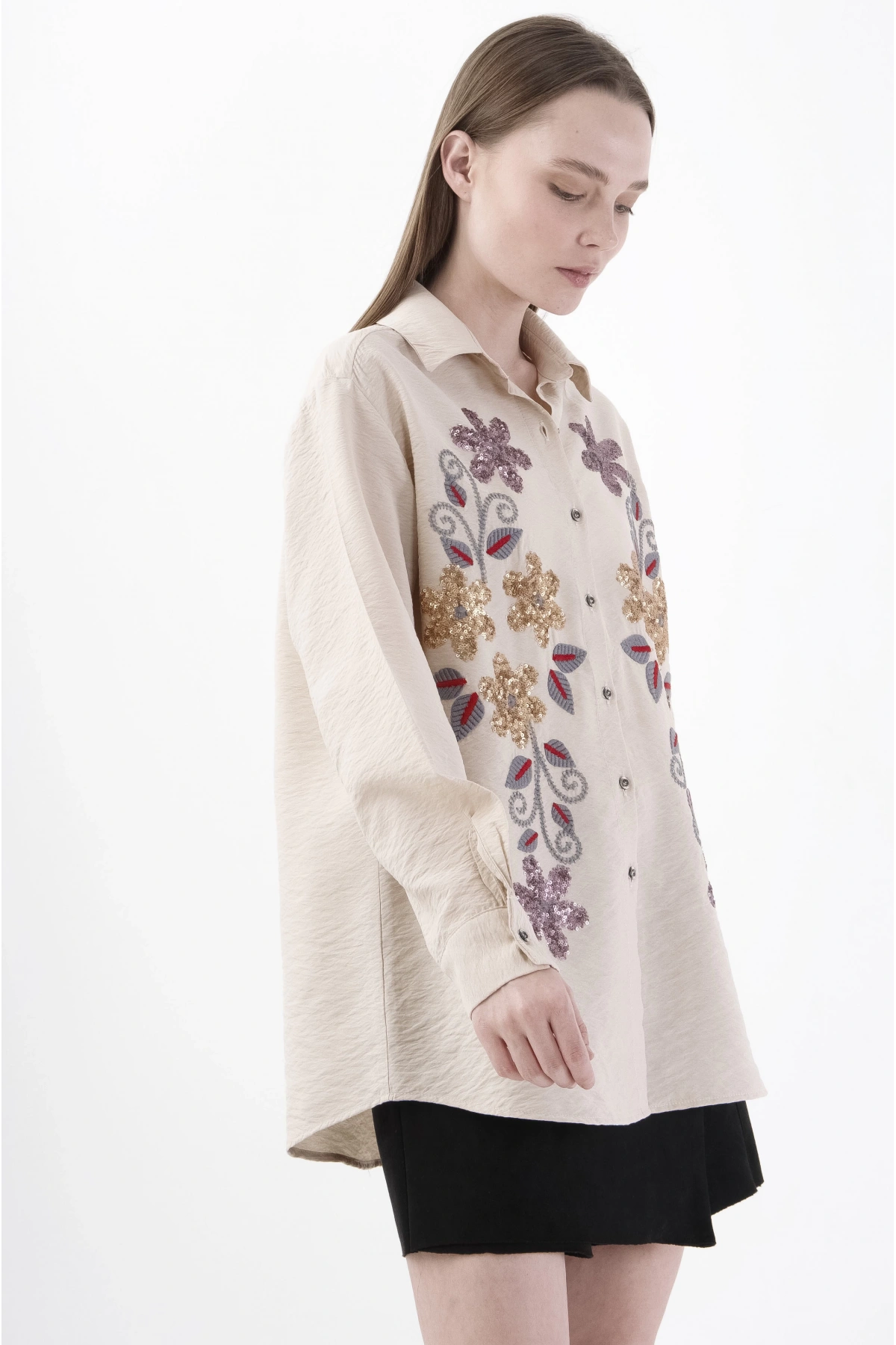 Bej Çiçek Desenli Şık Viskon Gömlek Kadın