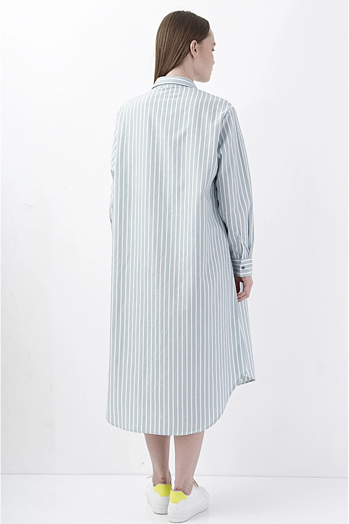 Şık Çiçekli Nakışlı Uzun Şeritli Gömlek Elbise