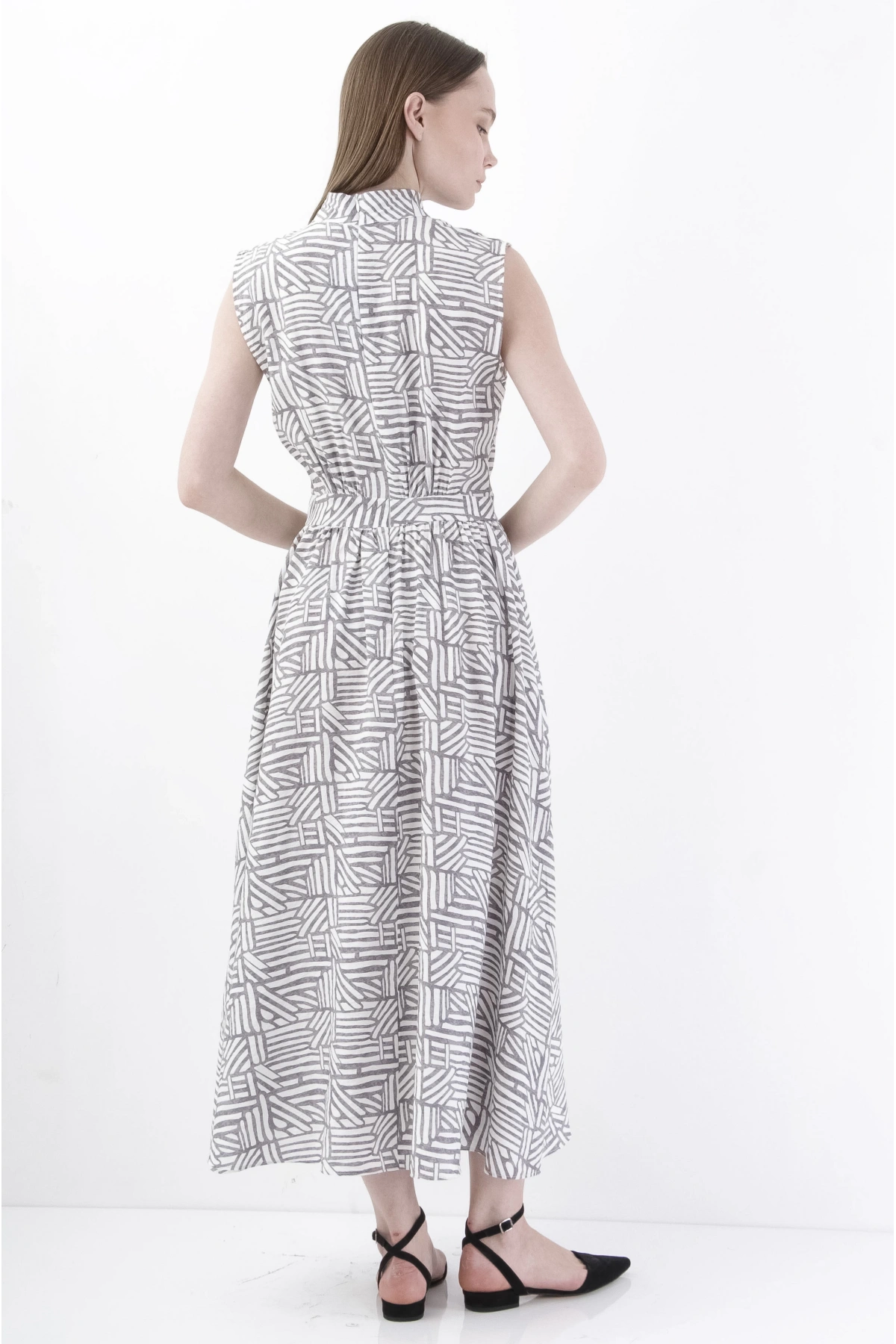 Şık Elegant Beyaz-Gri Kolsuz Midi Elbise
