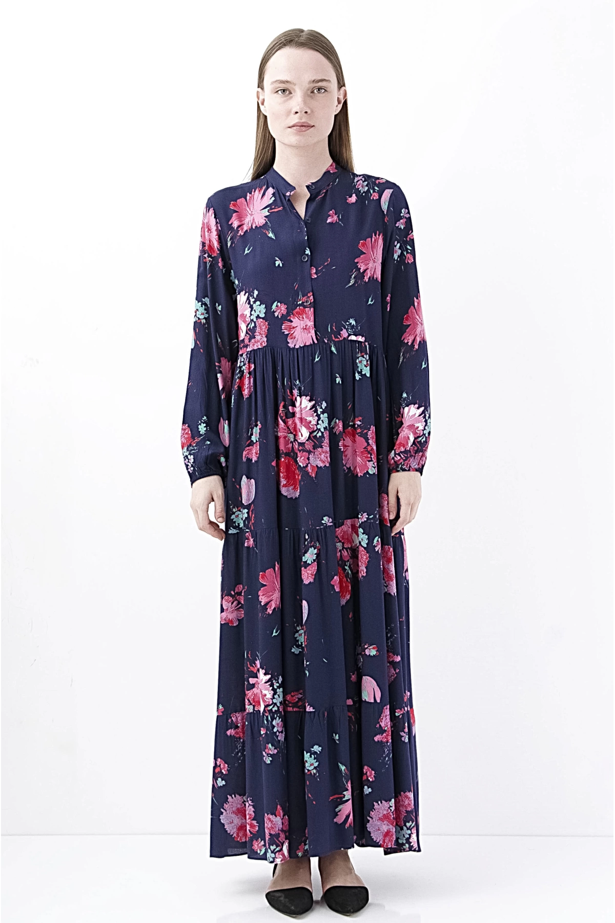 Floral Desenli Uzun Kollu Lacivert Maxi Kadın Elbise