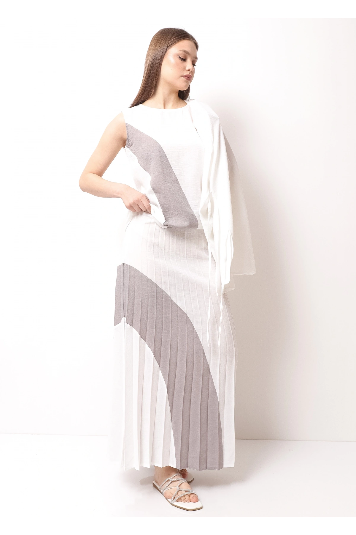 Beyaz Gri Kadın Etek Takım