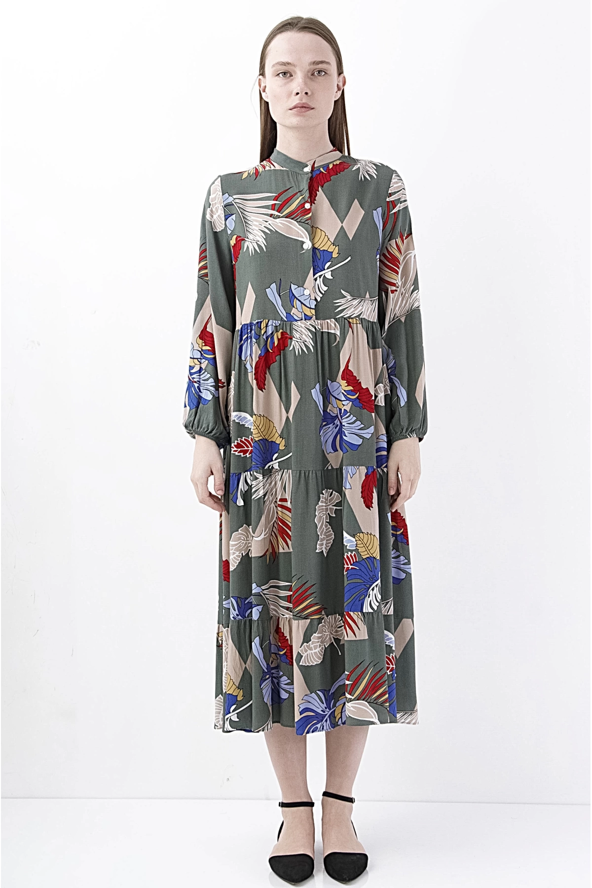 Floral Desenli Şık Yeşil Midi Elbise
