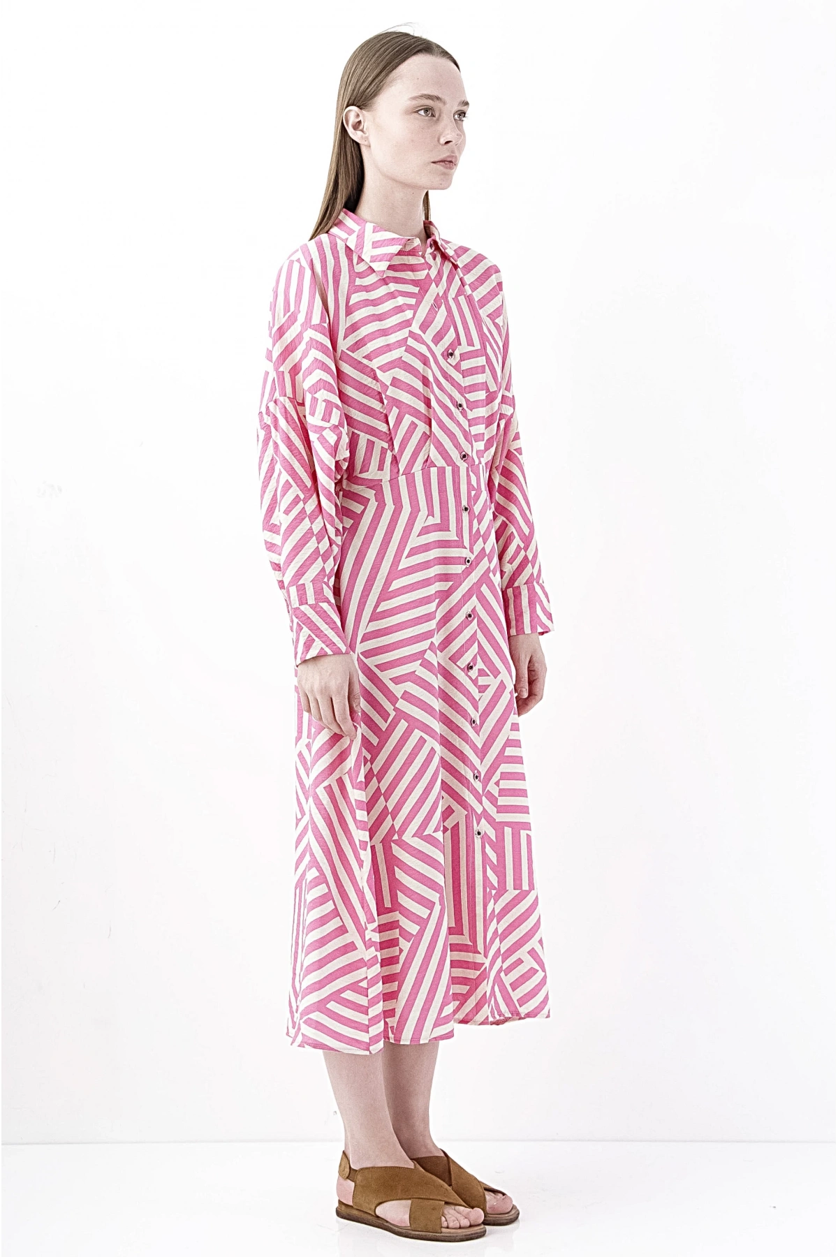 Pembe Geometrik Çizgili Midi Elbise