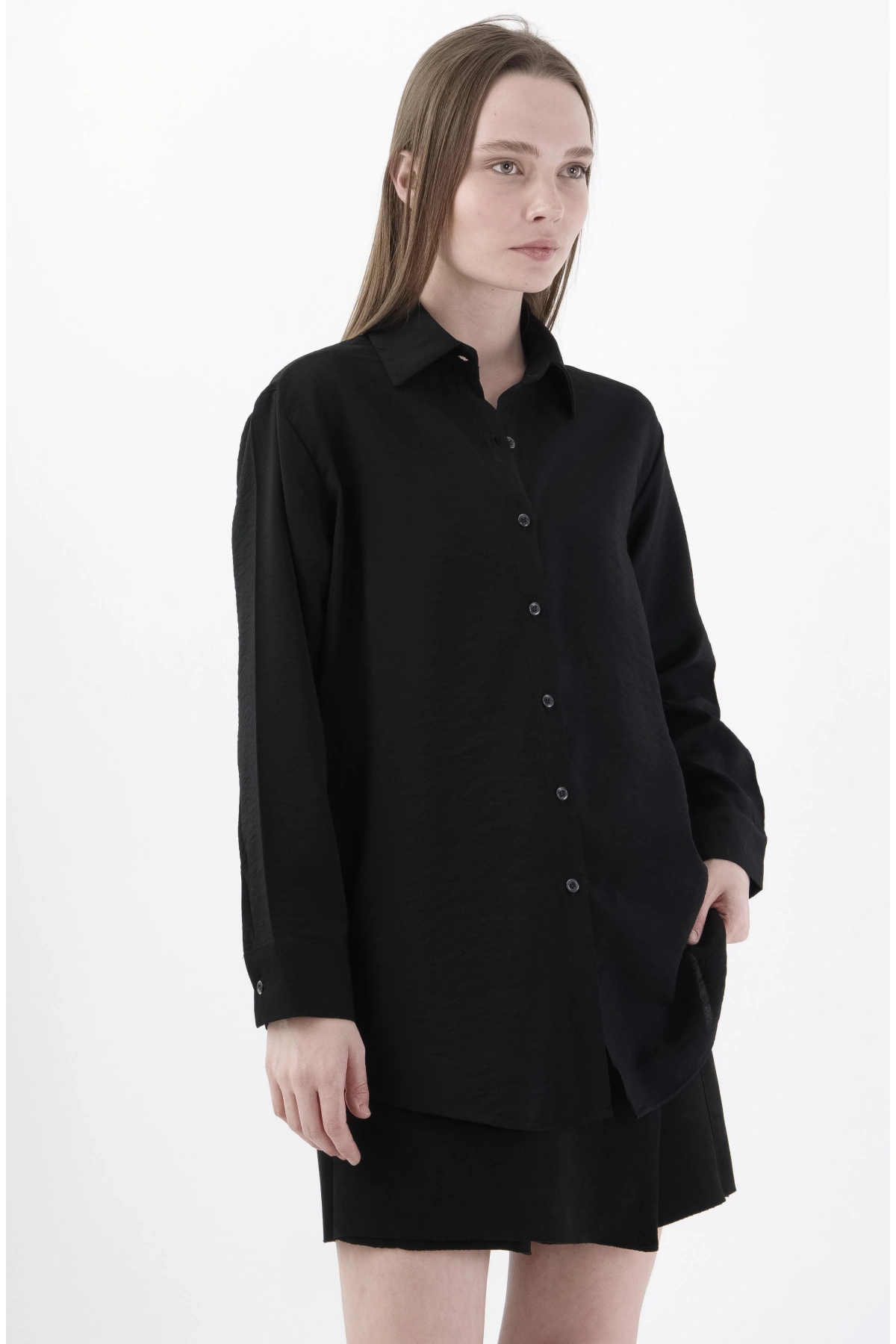 Siyah Kadın Şık Uzun Kollu Viskon Gömlek