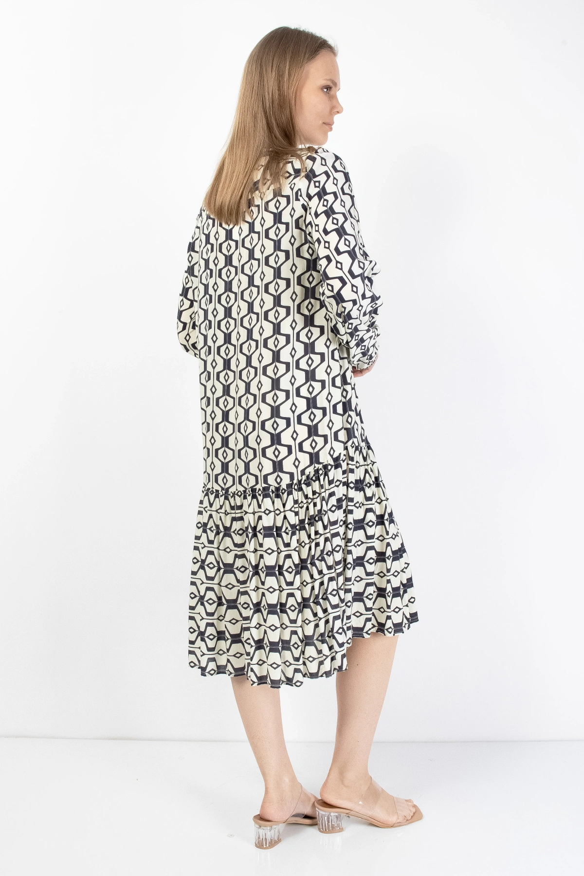 Siyah Beyaz Düğmeli Kadın Midi Elbise