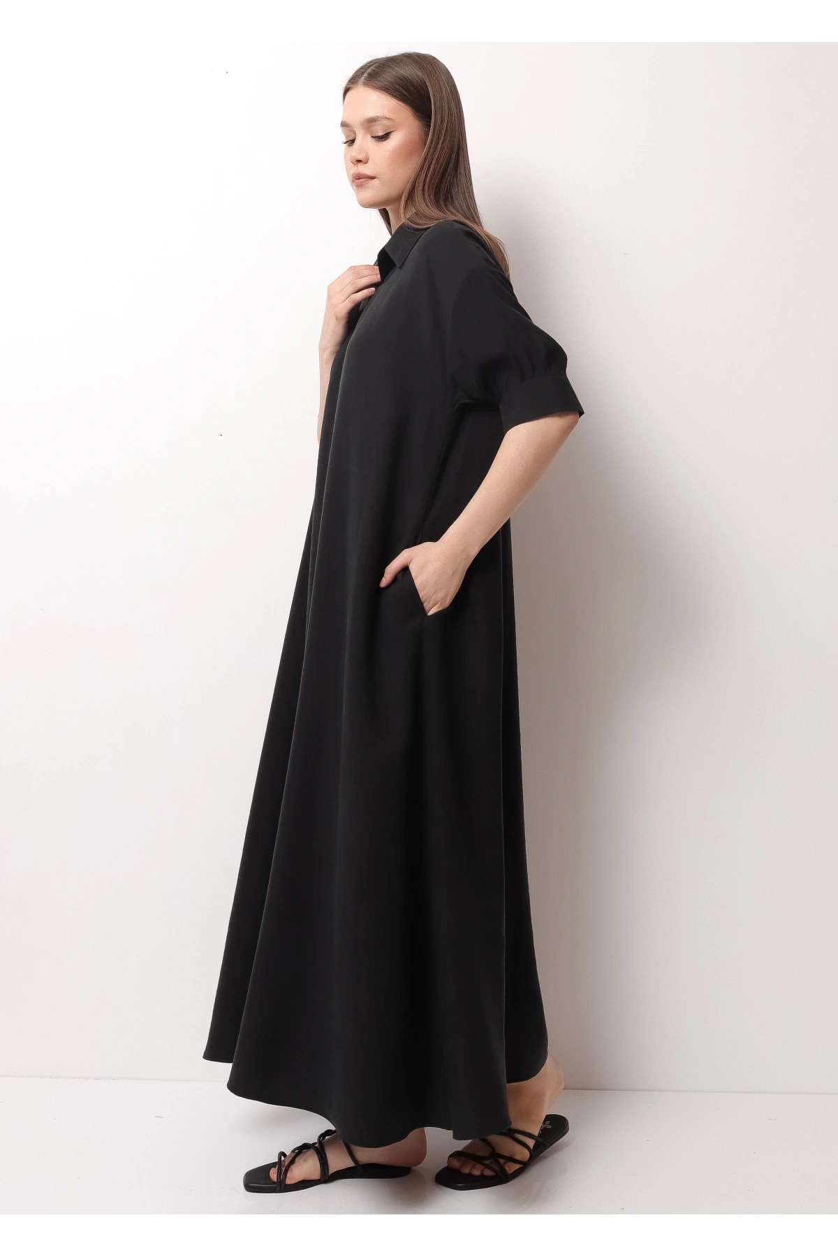 Siyah Yarım Kol Kadın Midi Elbise