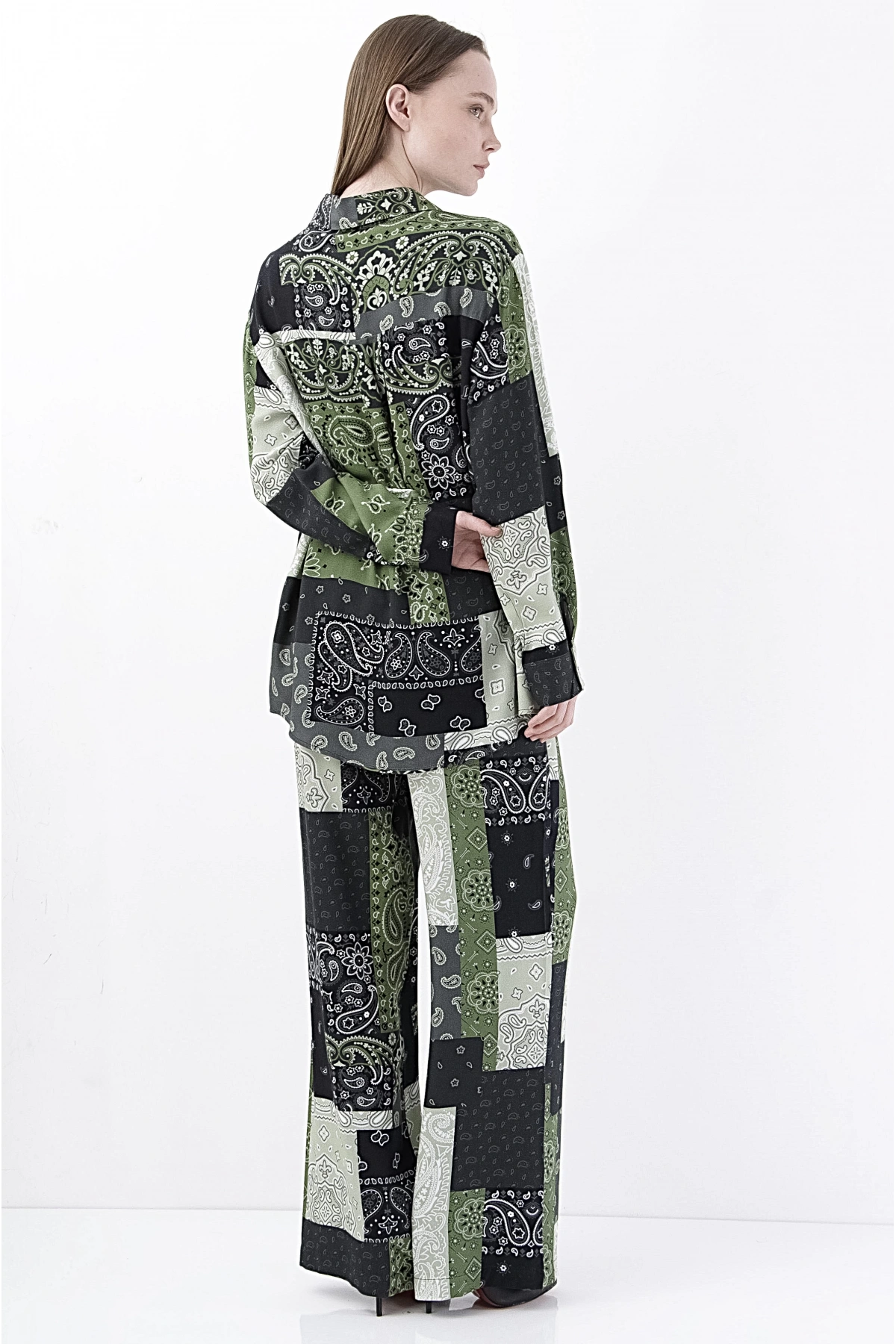 Yeşil Siyah Bandana Desenli Şık Alt Üst Takım