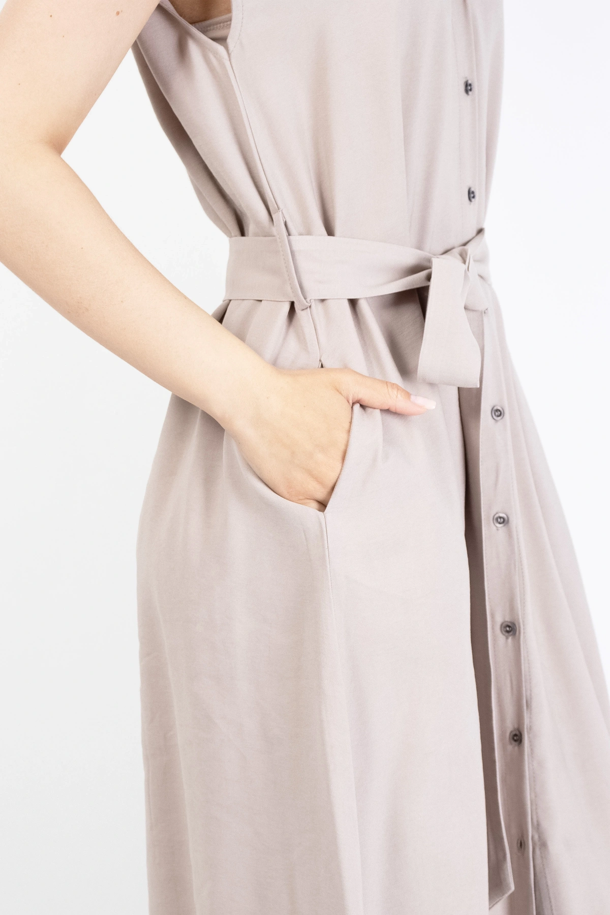 Zarif Düğmeli Kemerli Yazlık Kadın Midi Elbise