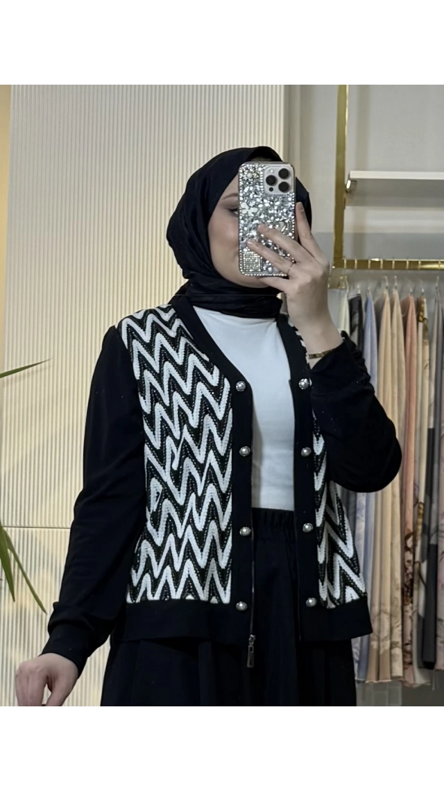 FUAT GÜRSEN Dantel İşlemeli İnci Düğme Detaylı Önden Fermuarlı Hırka Siyah 5614