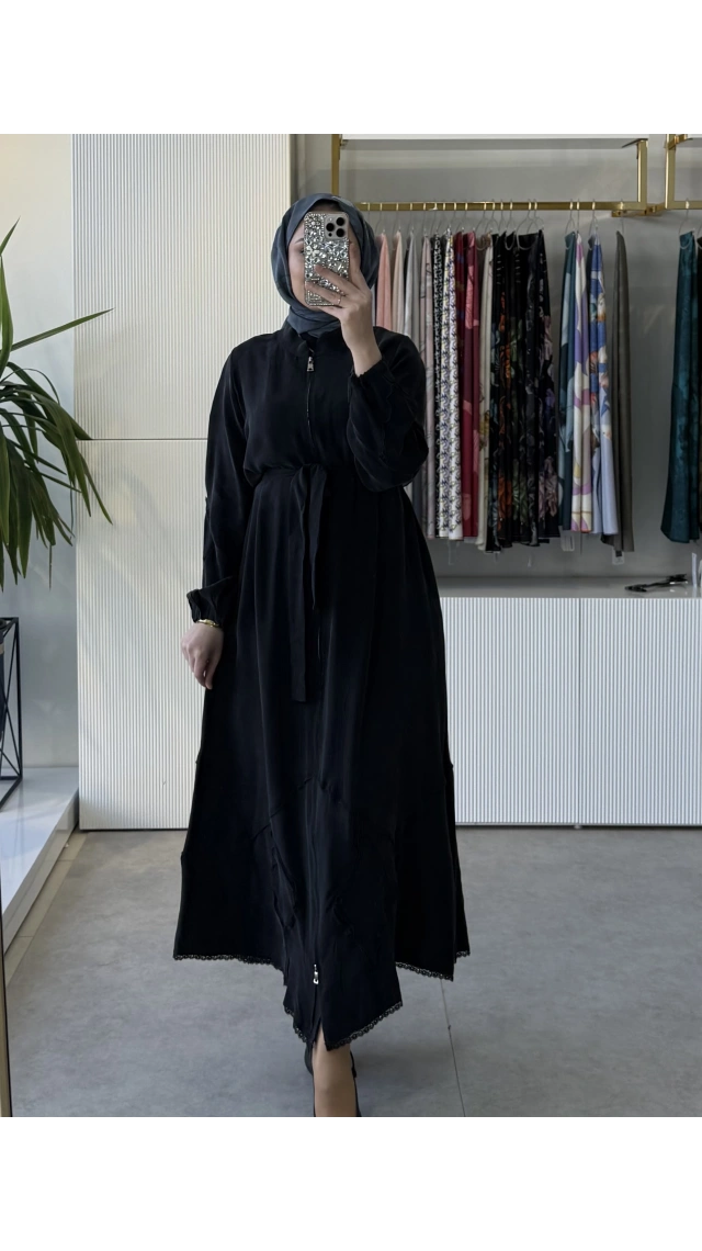 MissWhence 39500 Ters Dikiş Detaylı İpek Ferace Siyah