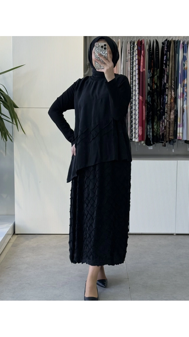 MissWhence 39002 Kafes Nervür Detaylı İpek Takım Siyah