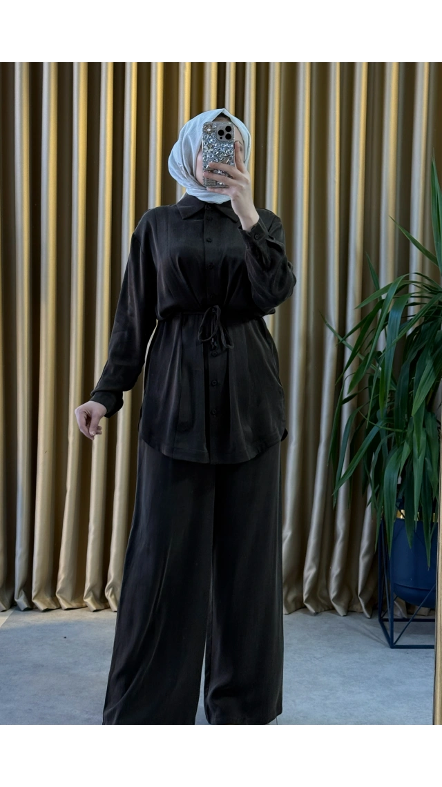 Clande 3019 Pantolonlu İpek Takım Kahve