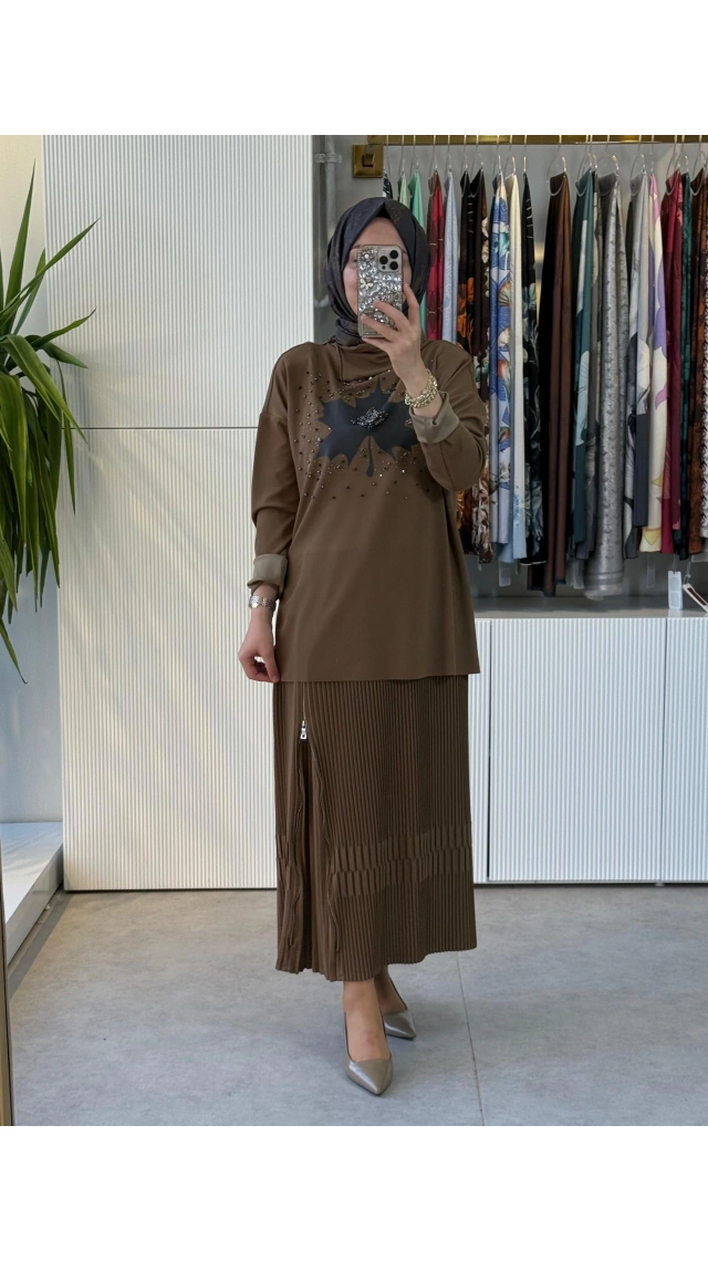 Misswhence 4000 Taş Detaylı Tunik Plise Etek Takım Taba