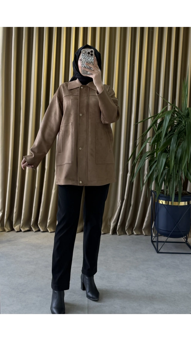 Tığ Triko 6002 Triko Yakalı Sırtı Nakış Detaylı Kap Camel