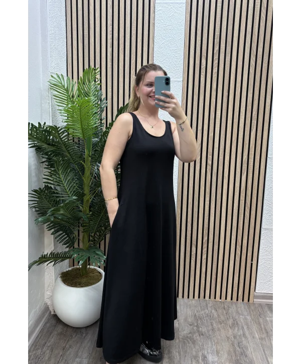 İkili Modal Kombin Siyah Elbise