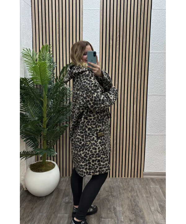 Kapüşonlu Leopar Peluş Kaban
