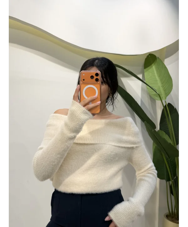 Madonna Yaka Sakallı Kazak - Ekru