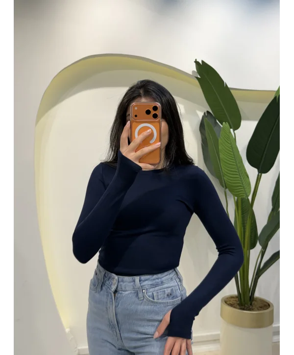 Replika Parmak Geçmeli Bluz - Lacivert