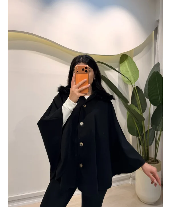Yaka Kürklü Kaşe Ceket - Siyah