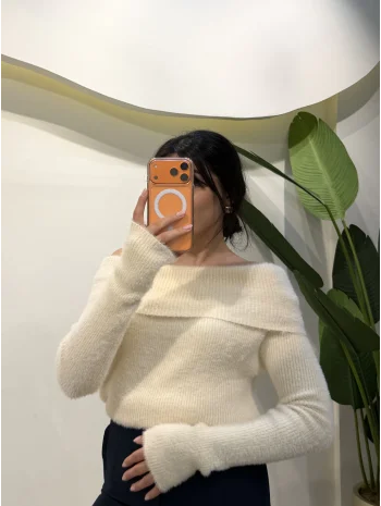 Madonna Yaka Sakallı Kazak - Ekru