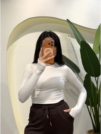 Replika Parmak Geçmeli Bluz - Beyaz