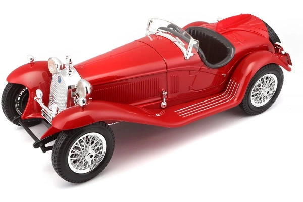 Bburago 1:18 Alfa Romeo 8C 2300 Spider Touring 1932 Model Araba