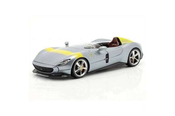 Bburago 1:24 Ferrai Monza Sp1 Model Araba