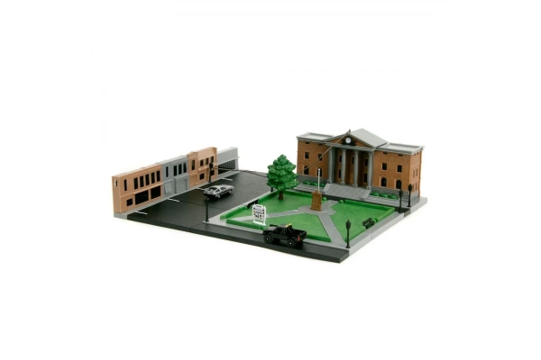 Geleceğe Dönüş Saat Kulesi Nano Sahnesi Diorama Modellemesi