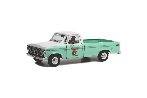 Greenlight 1:18 1975 Ford F-100 with Smokey Bear Figure