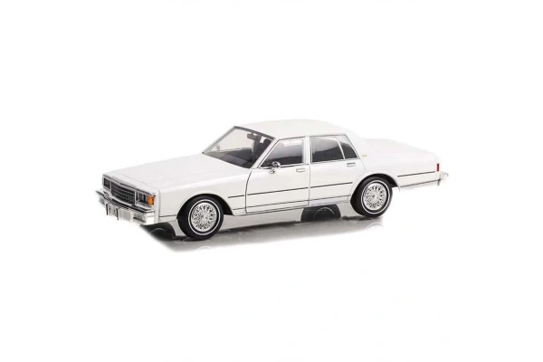 Greenlight 1:18 1980 Chevrolet Caprice Classic White