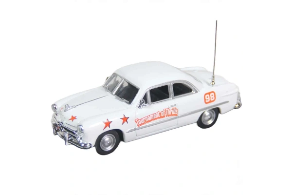 Greenlight 1:43 Tournament of Thrills 1949 Ford