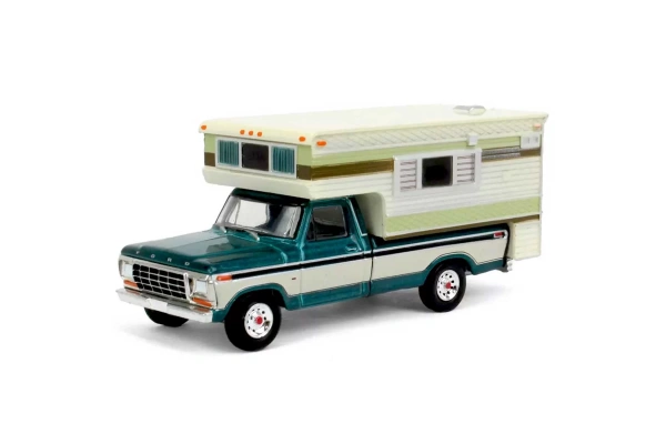 Greenlight 1:64 1978 Ford F-250 with Large Camper