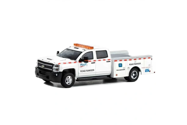 Greenlight 1/64 2018 Chevrolet Silverado 3500 Dually Truck