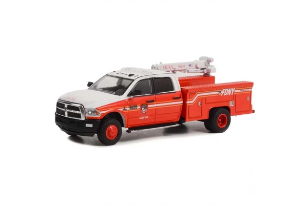 Greenlight 1:64 2018 Ram 3500 Dually Crane Truck