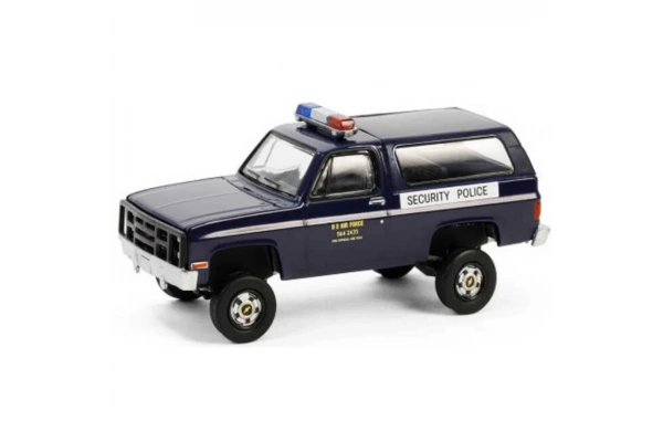 Greenlight 1/64 Battalion 64 Series 4- 1984 Chevrolet M1009 CUCV - US Air Force Security Police