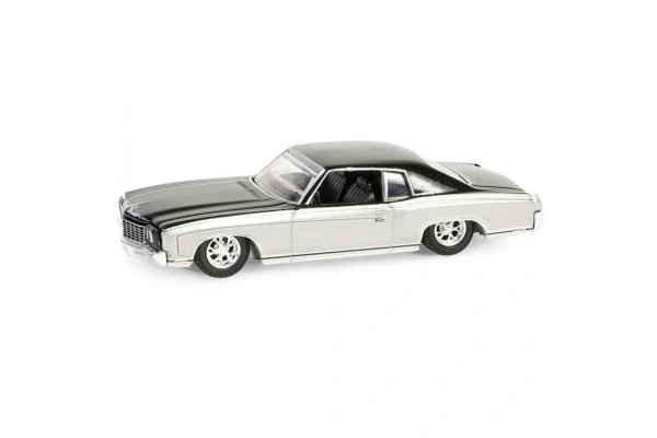 Greenlight 1/64 California Lowriders Series 5 - 1972 Chevrolet Monte Carlo