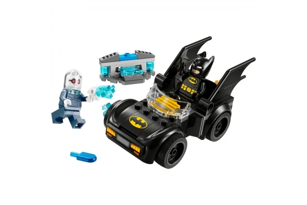 LEGO DC Batman: Batman ve Batmobile, Mr. Freeze’e Karşı Araç Oyun Seti 76301