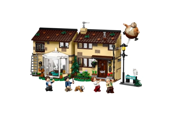LEGO Harry Potter Privet Drive: Marge Hala’nın Ziyareti 76451