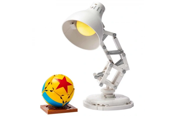 LEGO Ideas Disney Pixar Luxo Jr. 21357