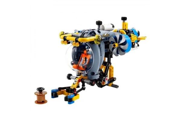 LEGO Technic Derin Deniz Araştırma Denizaltısı 42201