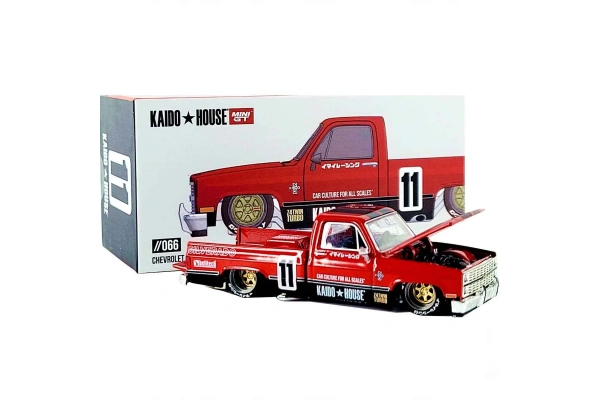 Mini GT 1:64 Chevrolet Silverado Kaido V1