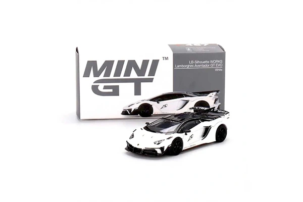 Mini GT 1:64 LB Silhouette Works Lamborghini Aventador GT EVO White