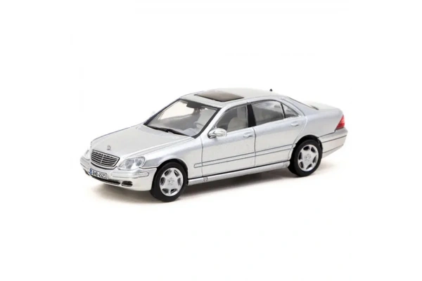 Tarmac Works 1/64 Mercedes Benz S Class Brilliant Silver Metal