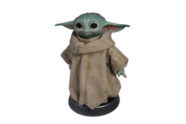 The Child Life Size Yoda Figür
