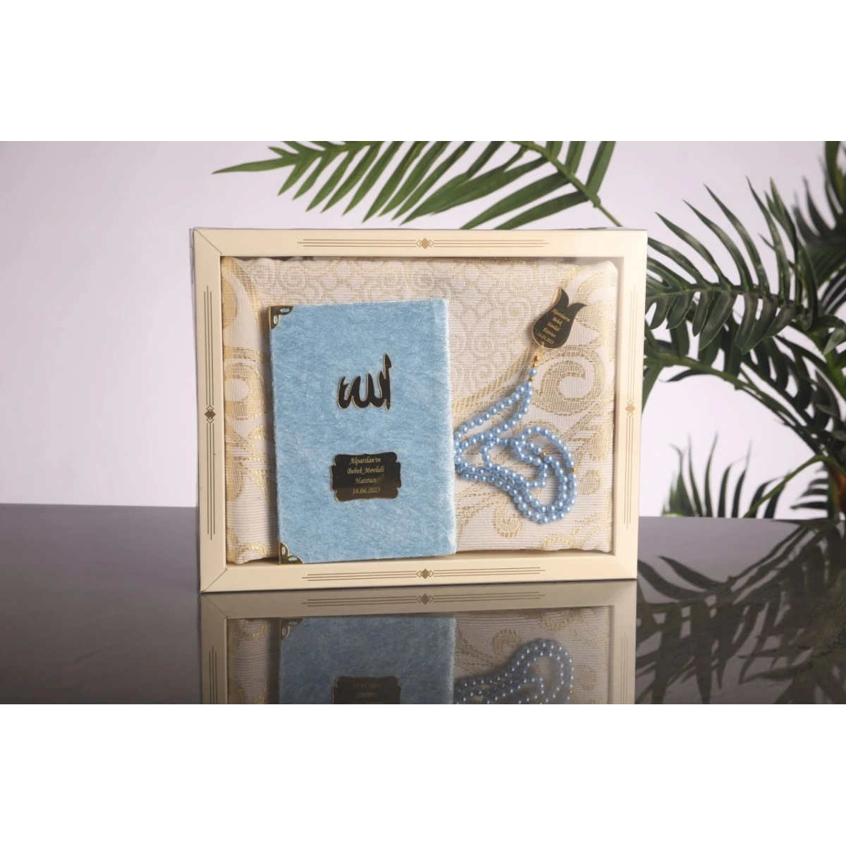 64 Sayfa Mavi Kadife Yasin + Kutulu Seccade + İnci Tesbih