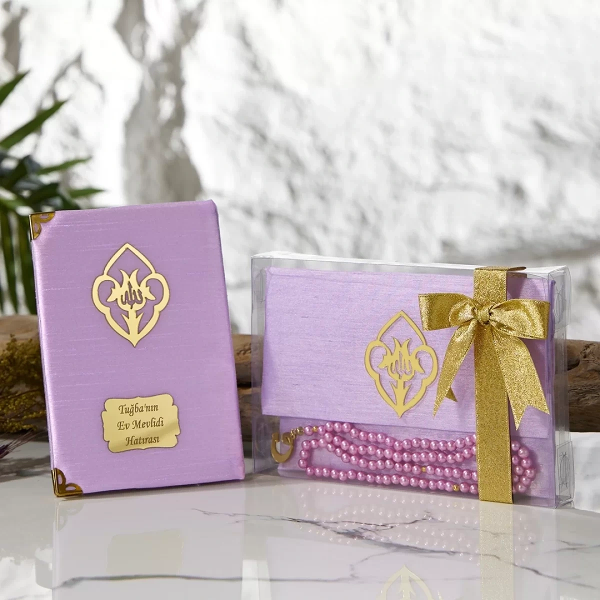 Asetat Kutulu Şantuk Kumaş Kaplı Çanta İçerisinde İnci Tesbihli Lila Renkli Şantuk Yasin Kitabı Seti