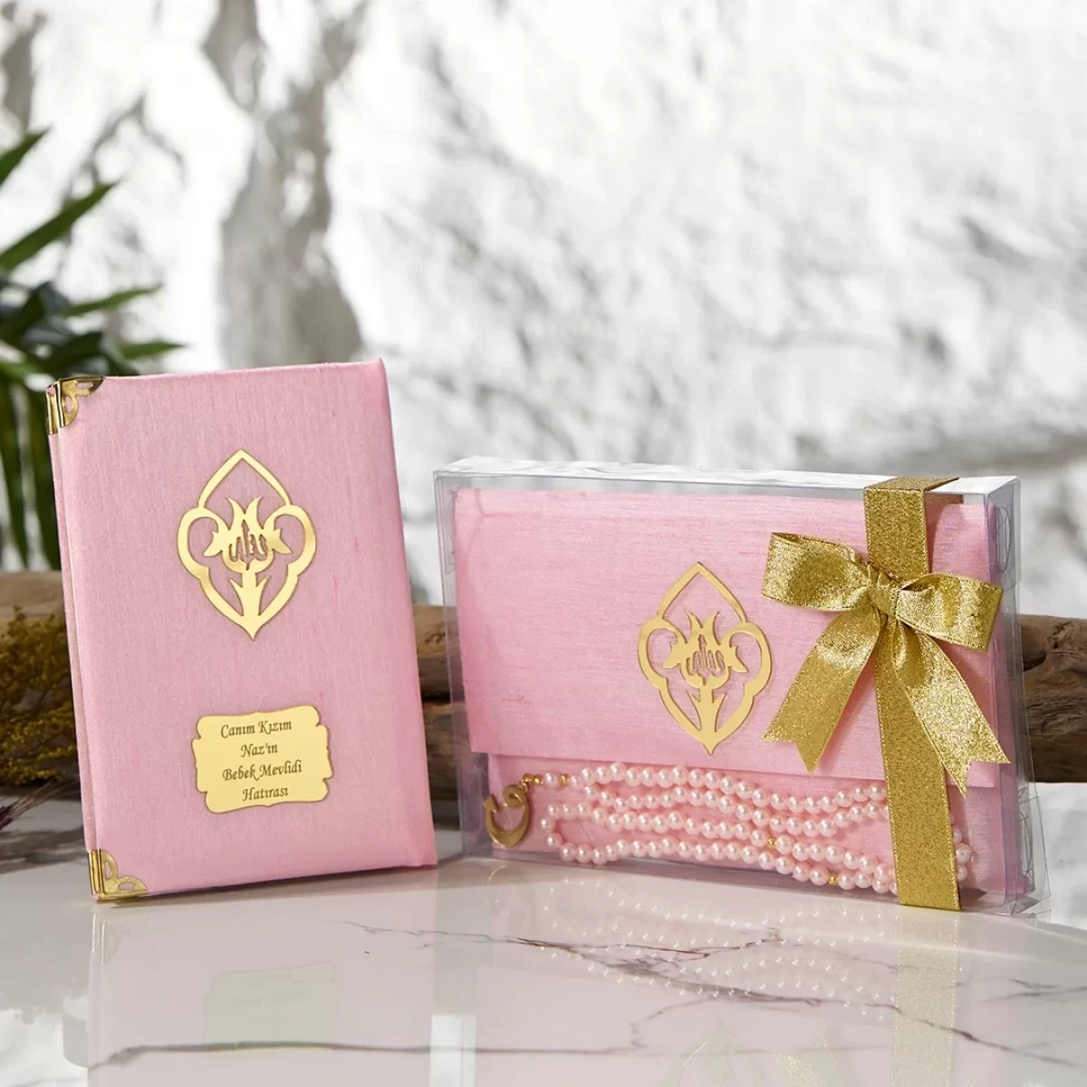 Asetat Kutulu Şantuk Kumaş Kaplı Çanta İçerisinde İnci Tesbihli Pembe Renkli Şantuk Yasin Kitabı Seti