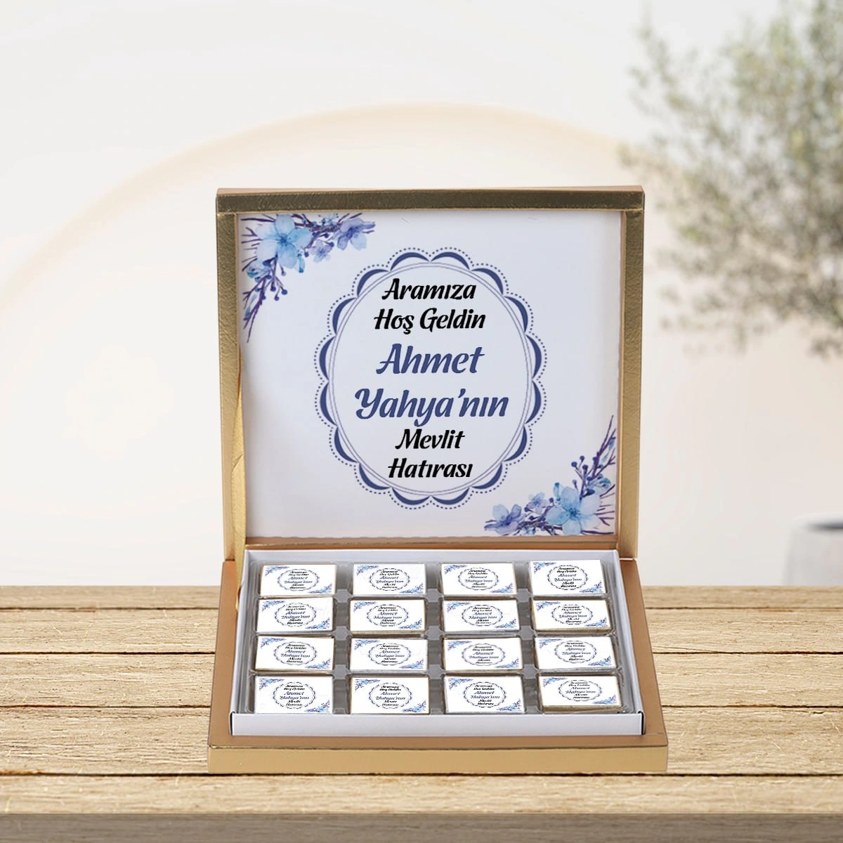 Mavi Çiçek Kenarlı Çikolata Kutusu 48li