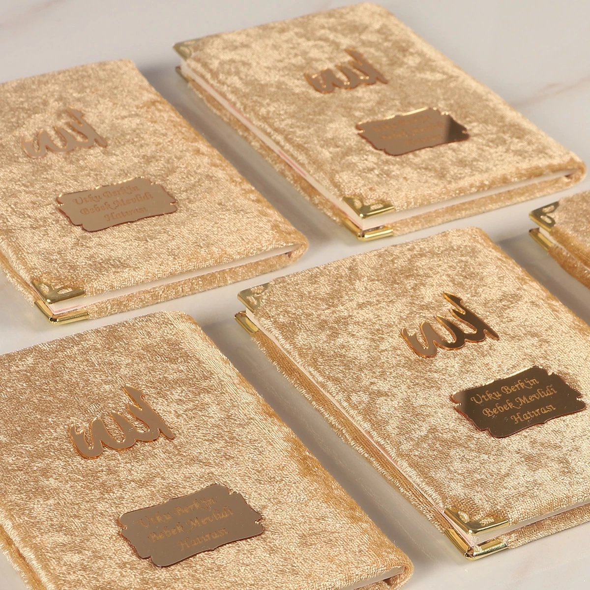 64 Sayfa Gold Keseli Kadife Yasin